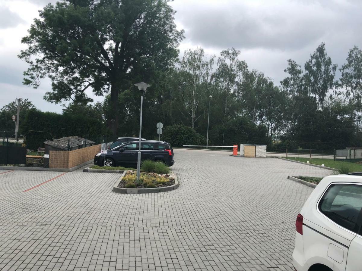 Apartman Na Lukach - Kopretina Trebon Ngoại thất bức ảnh