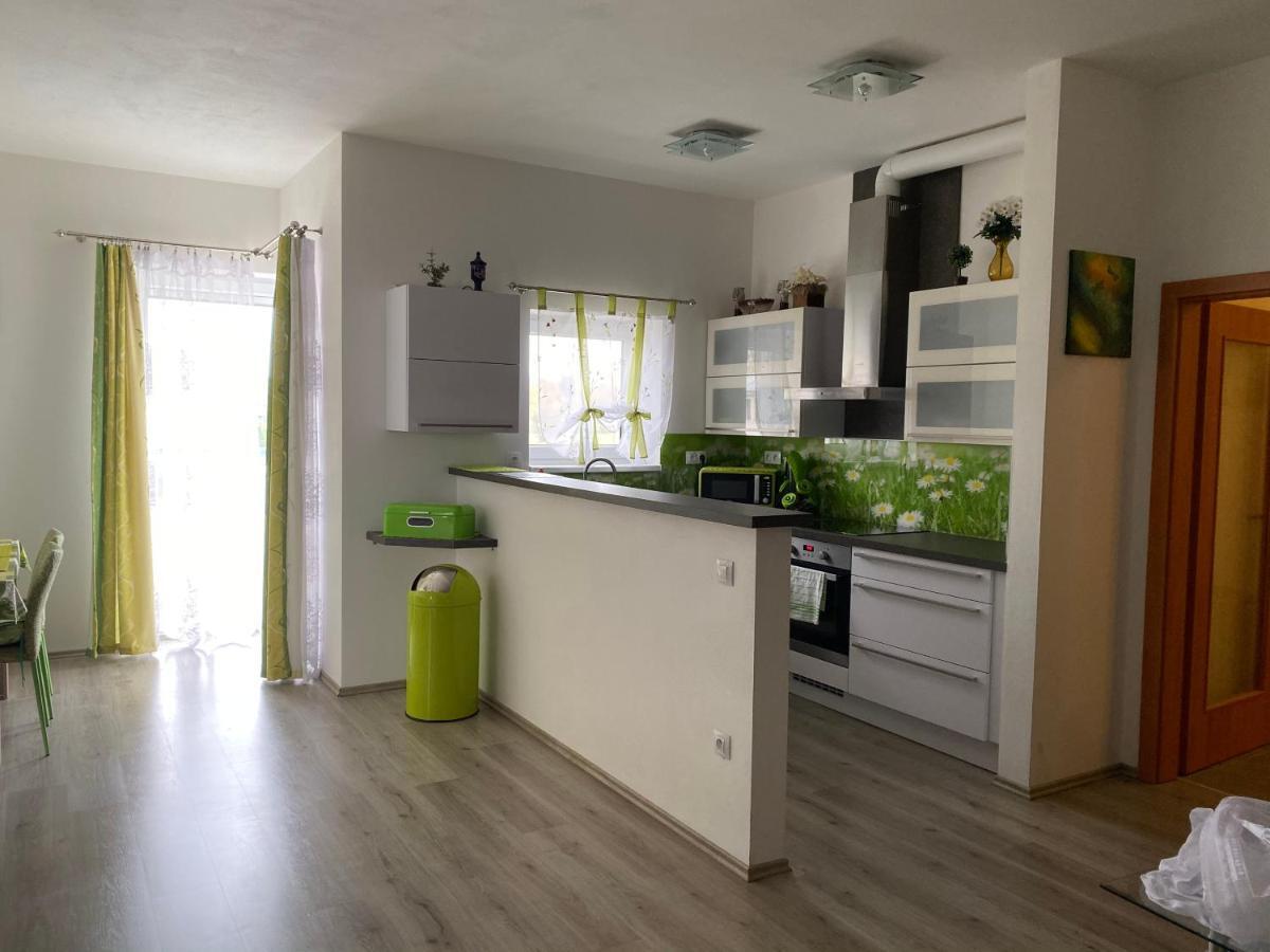 Apartman Na Lukach - Kopretina Trebon Ngoại thất bức ảnh